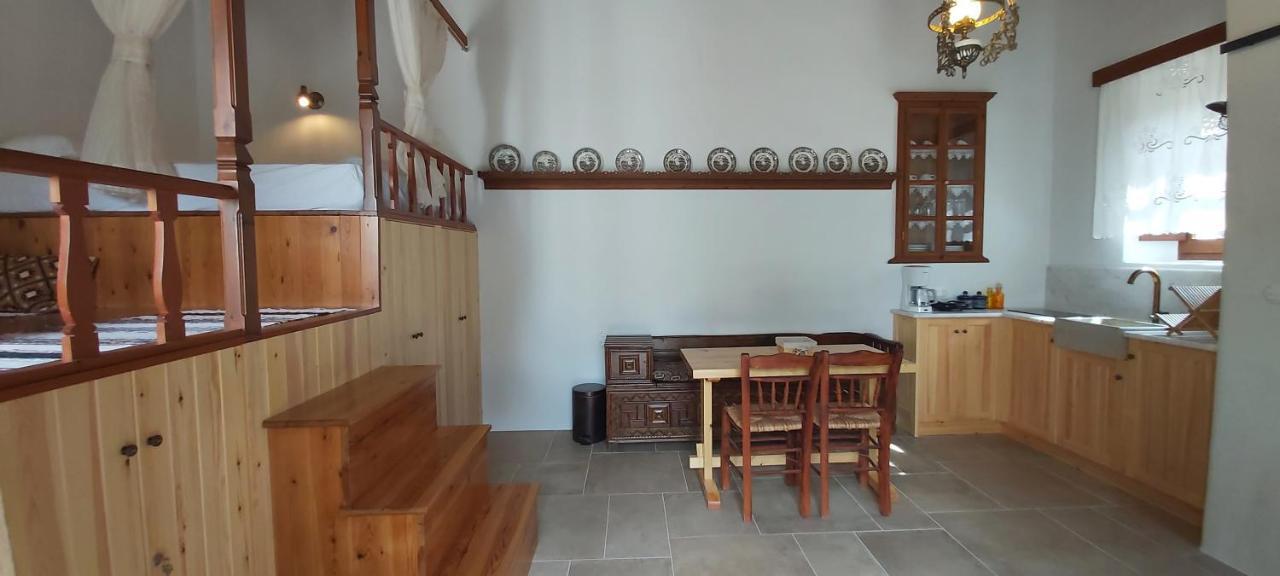 Small Traditional House In Asfendiou Kos Agios Dimitrios  エクステリア 写真