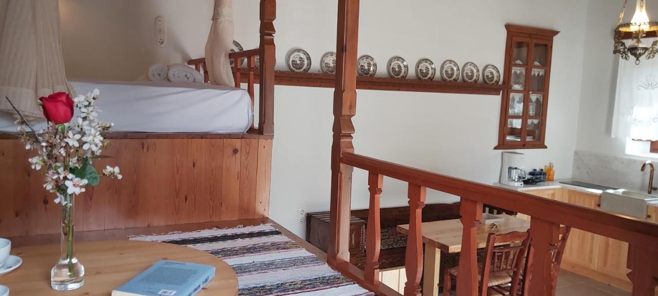 Small Traditional House In Asfendiou Kos Agios Dimitrios  エクステリア 写真